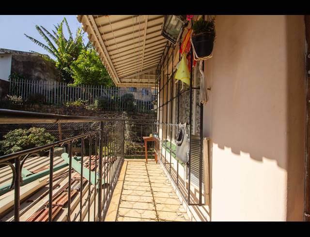 6 BEDROOM FREESTANDING FOR SALE IN MOBENI HEIGHTS